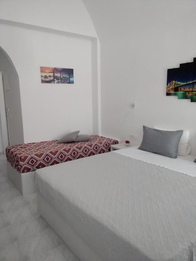 Studios Irineos Περίσσα Εξωτερικό φωτογραφία
