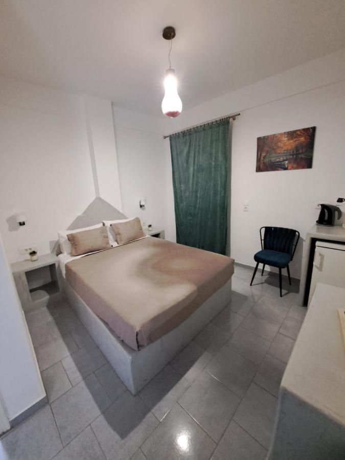 Studios Irineos Περίσσα Εξωτερικό φωτογραφία
